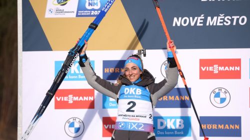 Le nazionali azzurre di biathlon guidate da Vittozzi e Wierer, con Bionaz, Giacomel e Hofer anch'essi nel team élite