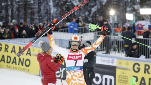 Impero Vlhova, che dominio nella prima di Levi e sono 20 slalom in CdM: '
