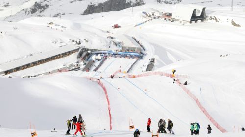 Hirscher si allena a Lake Tekapo, intanto Kristoffersen e Odermatt cominciano il lavoro a Saas-Fee...