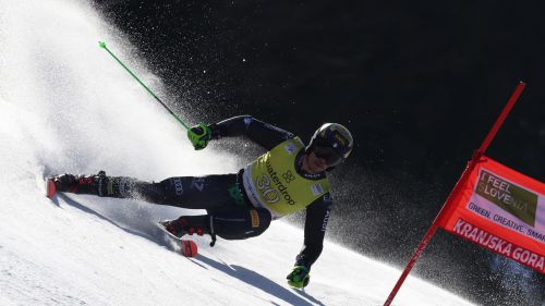 Il sorriso di Bassino sotto la neve di Ushuaia, prima giornata in pista per le big azzurre. Oggi rientrano Gross e Razzoli