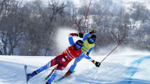 Gli azzurri dello skicross si trasferiscono a Saas-Fee: cinque giorni di allenamento sulle nevi svizzere