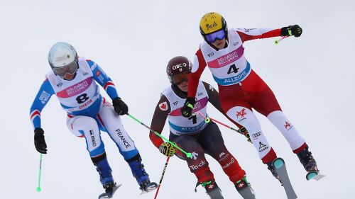 La prima di Alleghe è di Erik Mobaerg e India Sherret, poco azzurro con Tomasoni e Zuech