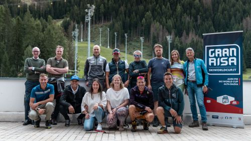 Azzurri in luce a Coronet Peak: Lucrezia Lorenzi vince il primo slalom, Simon Maurberger è quarto