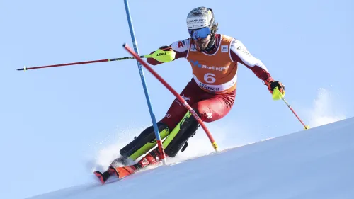 La schiena ferma ancora Manuel Feller: assente all'Atomic Media Day, il tirolese tornerà comunque presto sugli sci