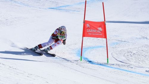 Pazzesca Nadine Fest, firma la cinquina nel suo regno, il super-g della Val Sarentino. De Leonardis gran 4^