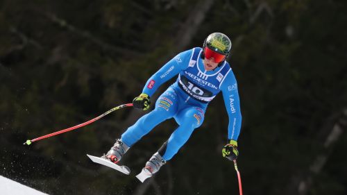 Clamoroso ad Hafjell, Odermatt out e Pinheiro Braathen, al comando del gigante delle finali, 'vede' la coppa