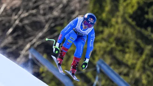 Alle 11.15 scatta il super-g di Tarvisio, apre Pirovano mentre Goggia ha l'11. Intanto Brignone vede la Erta...
