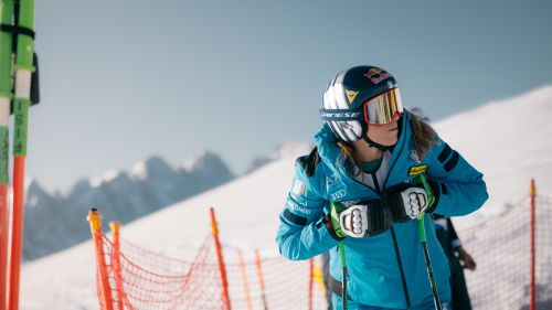 Julia Scheib impressionante nella 1^ sul Rettenbach, l'Austria sogna: Goggia