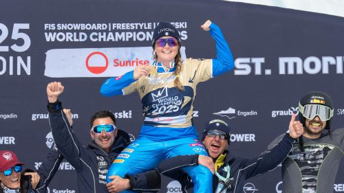 'Swiss-Ski Night', sono Camille Rast e Marco Odermatt gli atleti dell'anno. Che emozione per Hintermann