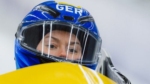 Laura Nolte completa il suo capolavoro a cinque cerchi: bob a due ancora tedesco nella notte di Cortina