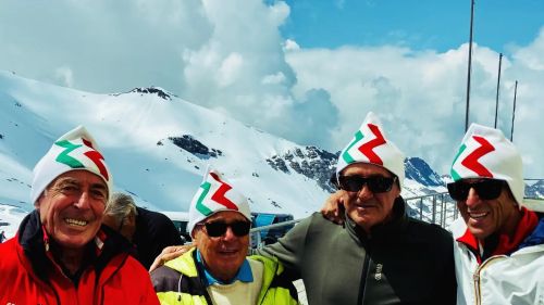 Oggi a Bormio i funerali di Oreste Peccedi, commossi Thoeni e De Chiesa: Ti ricorderemo per sempre