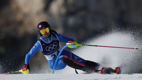 Peterlini, il ginocchio fa male: 