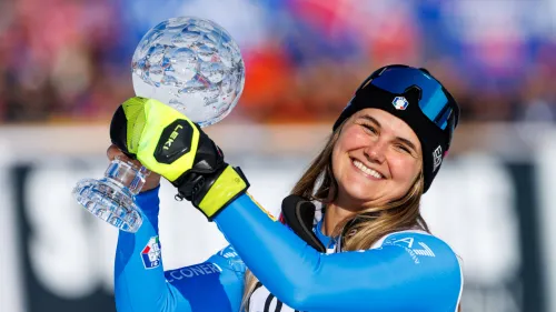 Da Paris a Pirovano, è un sabato indimenticabile per lo sci azzurro. Laura, alza quella coppa: Non ci posso credere