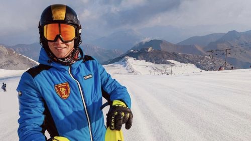 Mondinelli... c'è! La valsesiana è 3^ a metà gara dello slalom iridato guidato dalla solita Germane