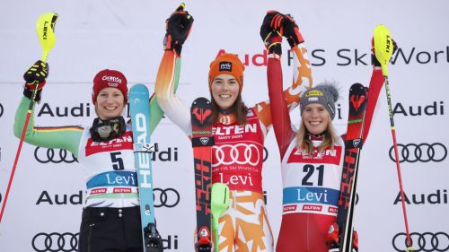 Vittozzi, buona la prima. Lisa vince la Sprint di Sjusjoen in Norvegia