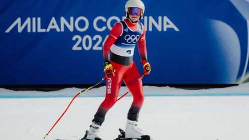 Clamoroso a Cortina, Shiffrin fuori dal podio con lo slalom: trionfano Raedler-Huber, Peterlini out