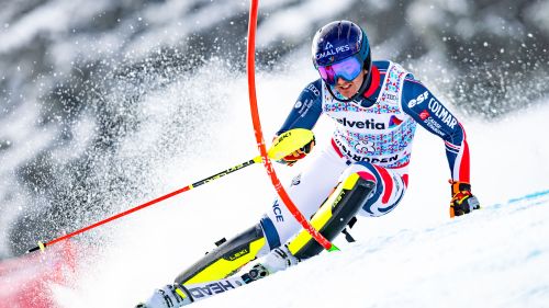 Rassat esplode e vince ancora in uno slalom fantastico sulla Chuenisbargli! Azzurri solo discreti