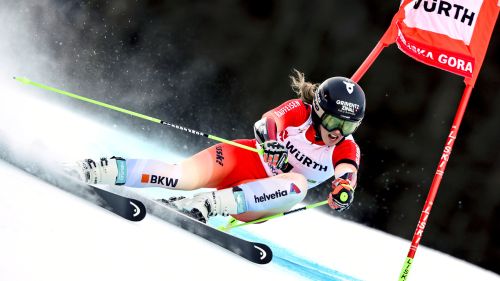 AAA Alice out, goggia