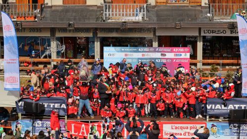 Sci Club Sestriere ancora vincente nel 43&deg; Uovo d'Oro Lauretana: Claudia Giordani e Piero Gros a premiare i ragazzi