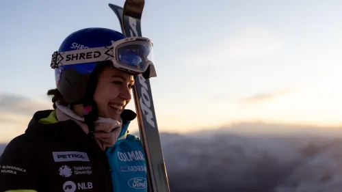 Andreja, fa di nuovo malissimo: Slokar si rompe il crociato del ginocchio destro a Soelden, addio Olimpiadi