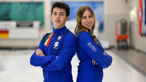 'Swiss-Ski Night', sono Camille Rast e Marco Odermatt gli atleti dell'anno. Che emozione per Hintermann