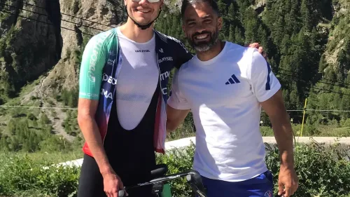 Per Emilien Jacquelin un gran bel debutto da pro: tira per oltre 100 km in testa al gruppo, ora il Limousin