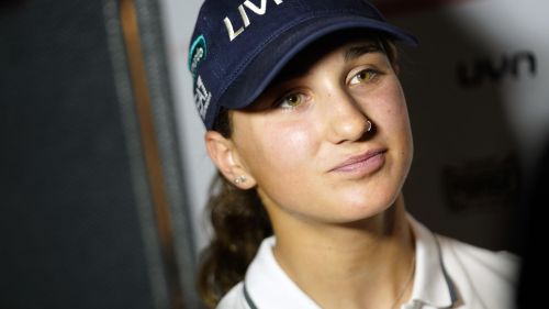 A Stubai, sede dell'opening di CdM per il freeski, ecco Flora Tabanelli e compagni in allenamento dal 2 novembre