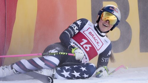 Immensamente Lindsey Vonn! Folle impresa a Sankt Moritz, la regina è tornata. Goggia giù dal podio