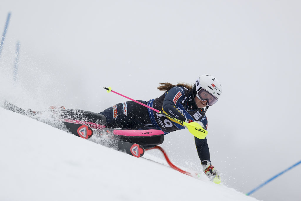 Slalom bis di Coppa Europa a Malbun, nuovo trionfo di Leona Popovic. Rossetti e Mondinelli in top 10