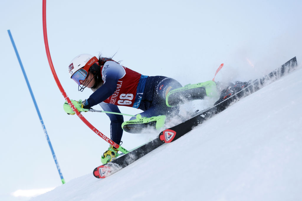 Coppa Europa: niente podi per l'Italia negli slalom odierni, vincono