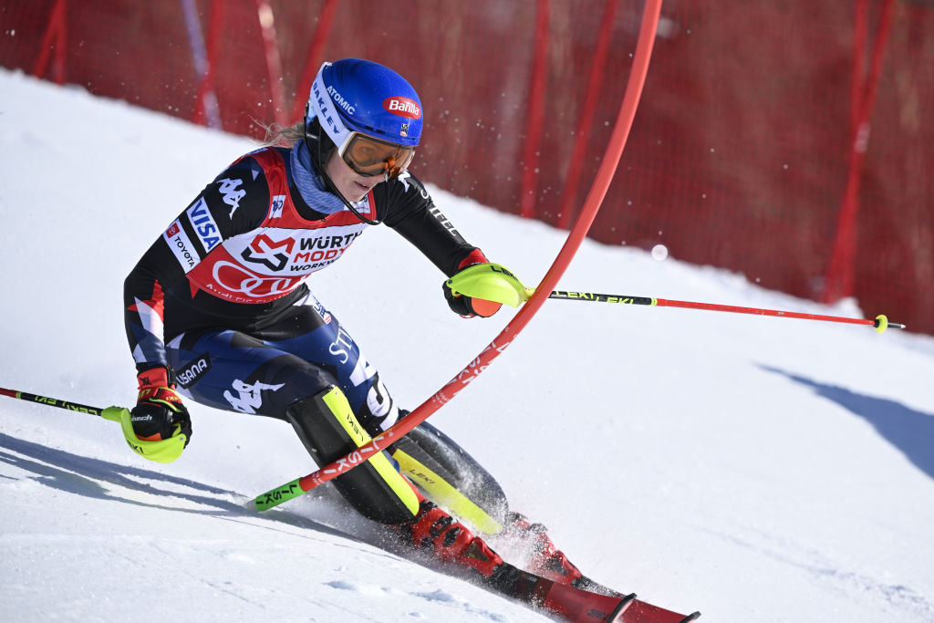 Shiffrin torna ed è... davanti: slalom apertissimo con Gisin a 2 centesimi, poi Ljutic e Duerr