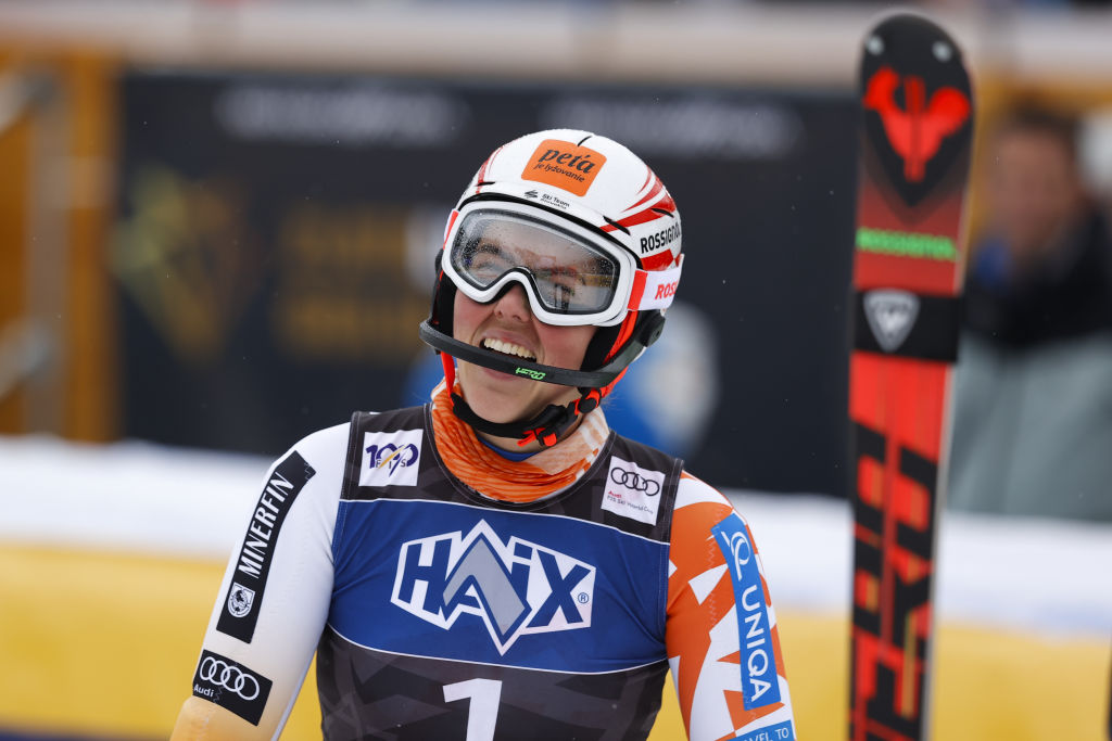 Petra Vlhova è stata operata questa mattina al ginocchio sx??. Coach Pini: '