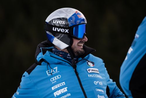 A Kitzbuehel è tutto perfetto per un grandioso super-g: start alle 11.30, Italjet subito all'attacco con le sue frecce