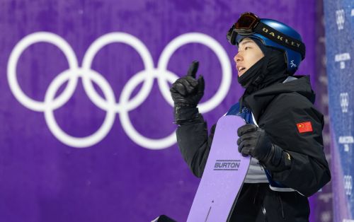 Arriva il primo oro cinese a Milano Cortina 2026: Yiming Su firma lo Slopestyle di snowboard a Livigno