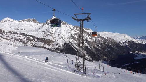 Spl&uuml;gen, il Comune pronto a un prestito da 800.000 franchi per salvare gli impianti sciistici, il 18 giugno popolazione al voto