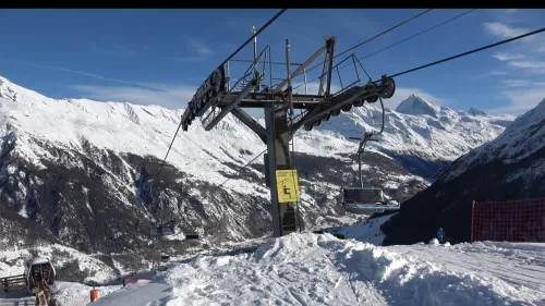 Svizzera, la stazione sciistica di Evolène è a un passo dalla chiusura. Il 27 settembre i residenti si esprimeranno su un possibile piano di salvataggio comunale da 1,8 milioni di franchi