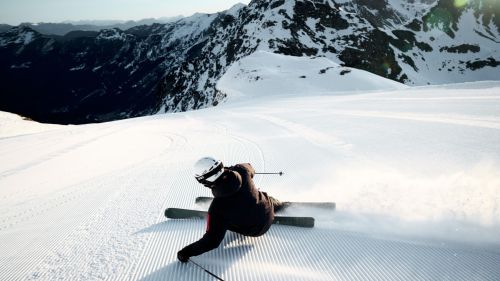Van Deer H-Power. La scelta di Marcel Hirscher per sci versatili, ogni giorno