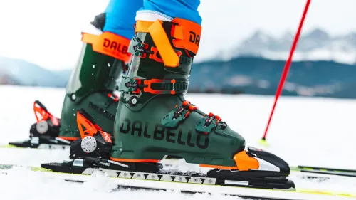 Il nuovo Dalbello DRS 130, prestazione e comfort per sciatori esperti