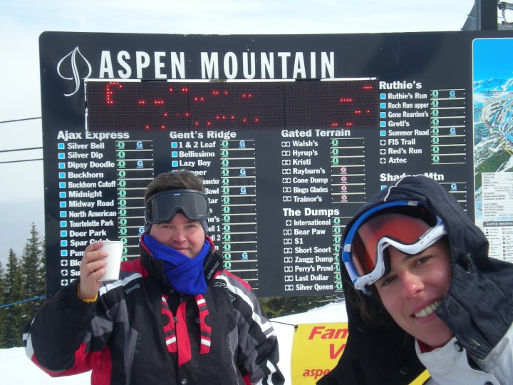 descrizione piste ad Aspen Mountain e banchetti con bibite in omaggio