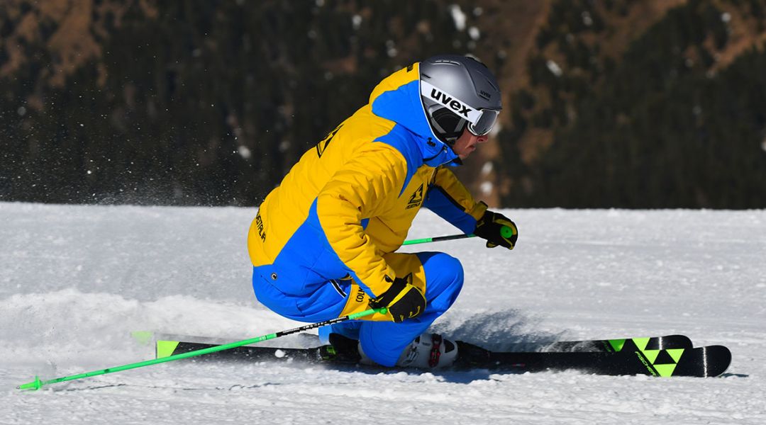 Riccardo Giacomel al test di Fischer RC4 Worldcup RC Yellow Base Curv Booster (2020)