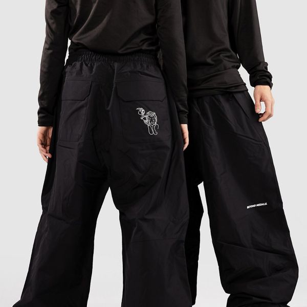 BLUE TOMATO BEYOND MEDALS